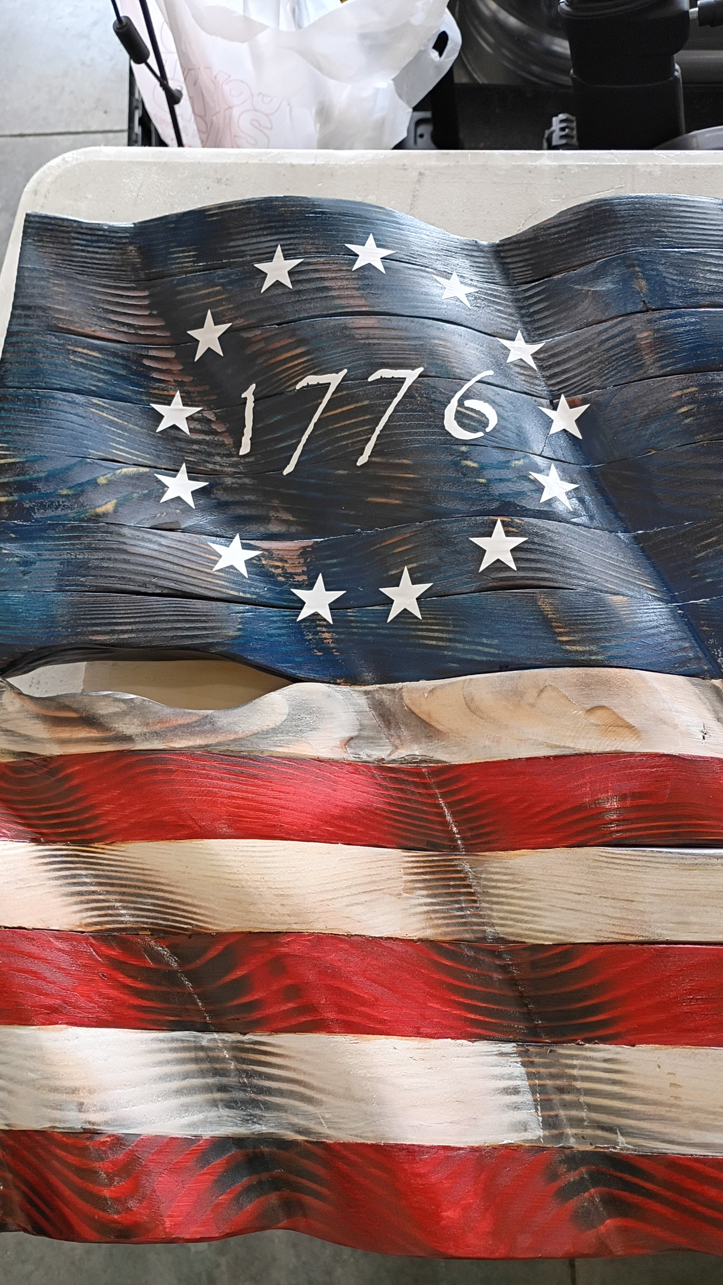 Sawmill Wavy Tattered Betsy Ross 1776